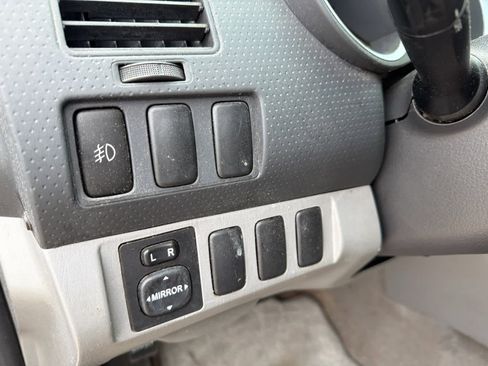 Used 2007 Toyota Tacoma PreRunner RWD image 16