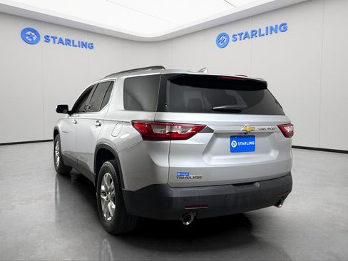 Used 2020 Chevrolet Traverse LT FWD image 6