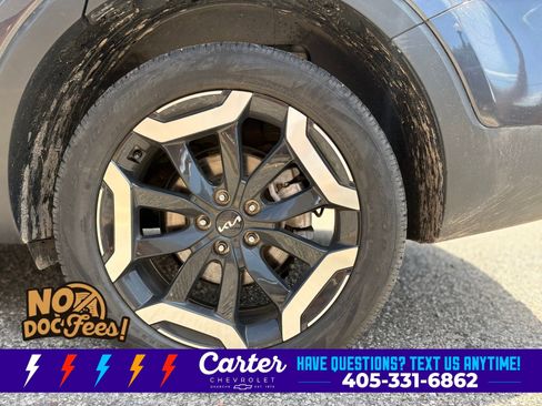 Used 2025 Kia Telluride S AWD/4WD image 17