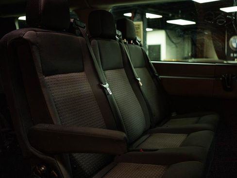 Used 2024 Ford Transit 350 XLT image 12