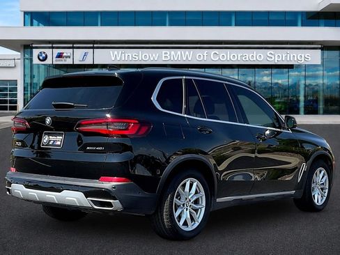 Used 2022 BMW X5 xDrive40i w/ Parking Assistance Package AWD/4WD image 6