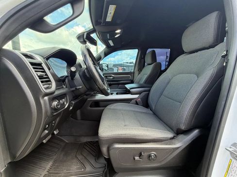 Used 2019 RAM 1500 Big Horn AWD/4WD image 12
