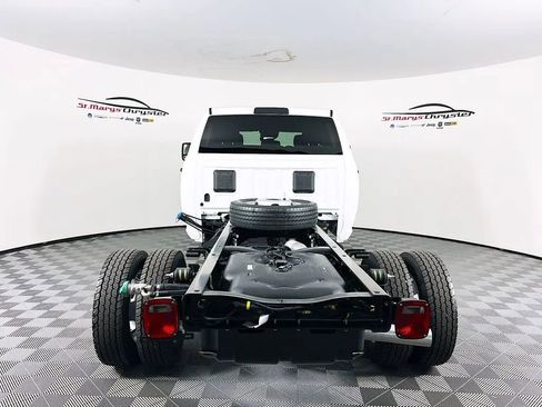 New 2026 RAM 4500 Tradesman w/ Chrome Appearance Group AWD/4WD image 7