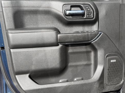 Used 2020 GMC Sierra 1500 AT4 w/ AT4 Premium Package image 4