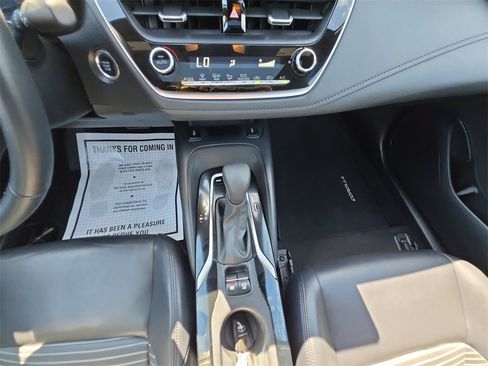 Used 2020 Toyota Corolla XSE image 11