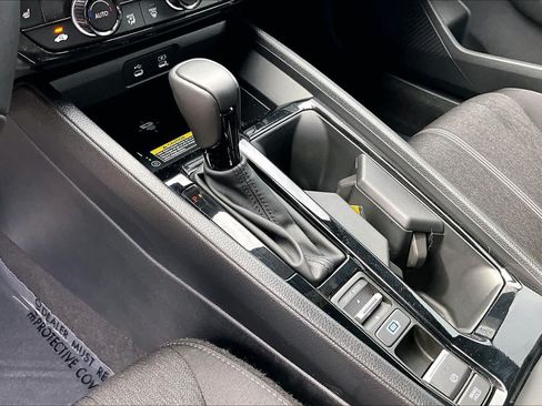 Used 2025 Honda Accord Sport image 17