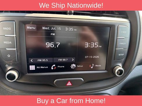 Used 2025 Kia Soul LX w/ LX Technology Package FWD image 15