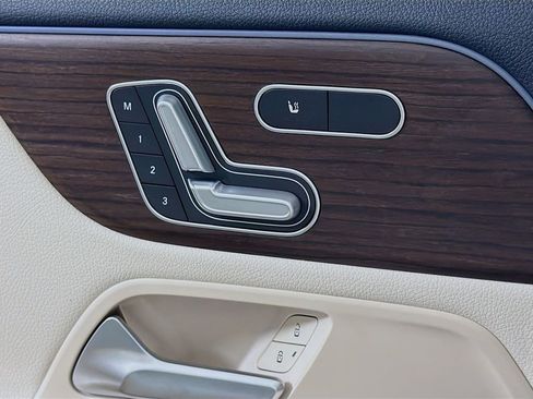 New 2026 Mercedes-Benz GLA 250 4MATIC image 23