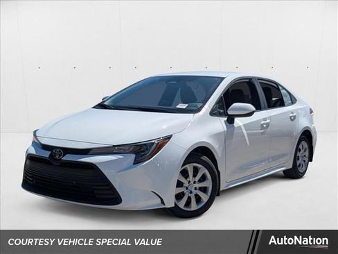 New 2025 Toyota Corolla LE image 1