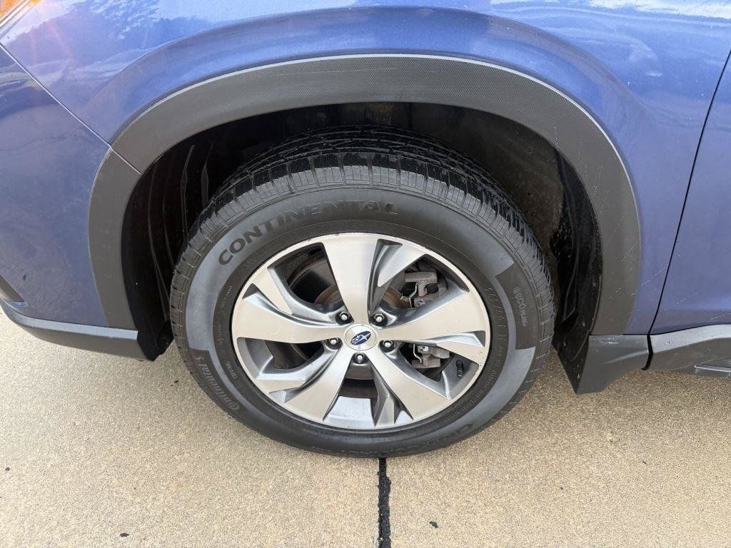 Used 2020 Subaru Ascent Premium w/ Convenience Package AWD/4WD image 22
