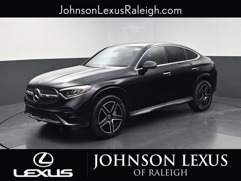 Used 2024 Mercedes-Benz GLC 300 4MATIC image 1