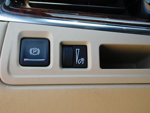 Used 2019 Cadillac XT5 Luxury AWD/4WD image 25