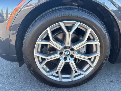 Used 2021 BMW X7 xDrive40i w/ Premium Package image 10