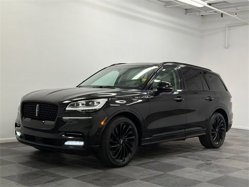 Used 2023 Lincoln Aviator Black Label w/ Jet Package image 1