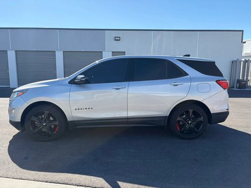 Used 2019 Chevrolet Equinox LT FWD image 3
