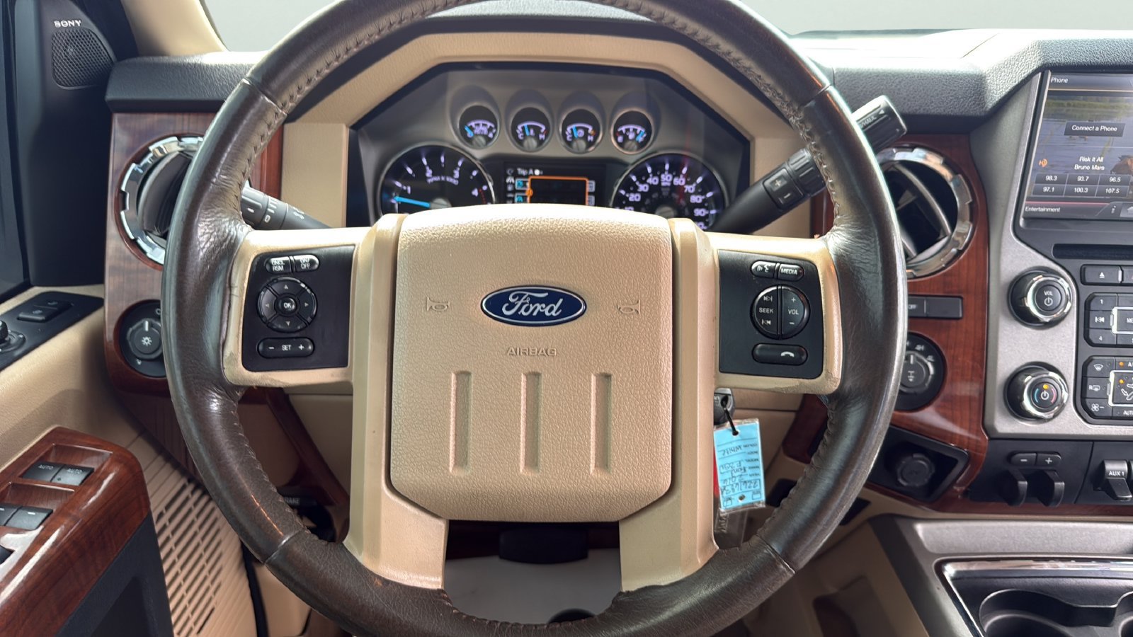 Used 2016 Ford F350 King Ranch w/ FX4 Off-Road Package AWD/4WD image 14