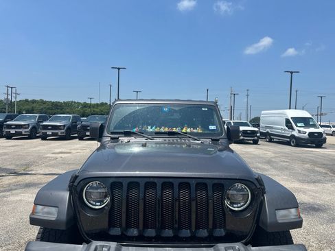 Used 2021 Jeep Wrangler Unlimited Sport AWD/4WD image 8