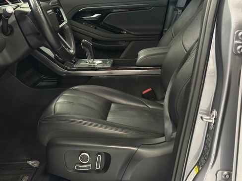 Used 2022 Land Rover Range Rover Evoque S AWD/4WD image 12