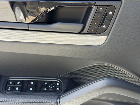 New 2026 Porsche Cayenne AWD/4WD image 27