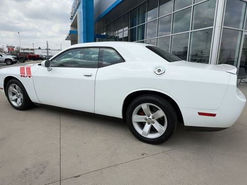 Used 2013 Dodge Challenger R/T RWD image 6