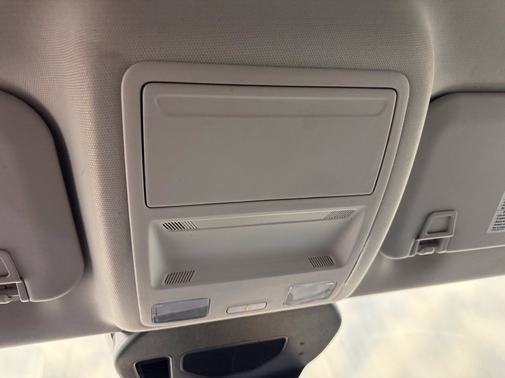 Used 2022 Ford Escape SE w/ Convenience Package FWD image 31