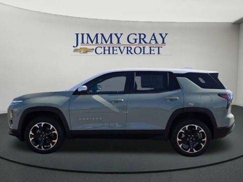 New 2026 Chevrolet Equinox LT w/ Convenience Package II image 2