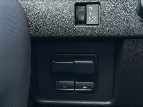 Used 2023 Chevrolet Colorado Z71 w/ Z71 Convenience Package 2 image 19