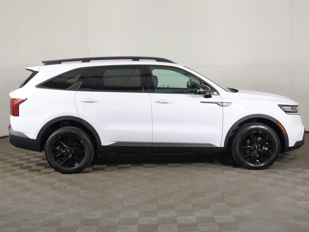 Used 2023 Kia Sorento S AWD/4WD image 19