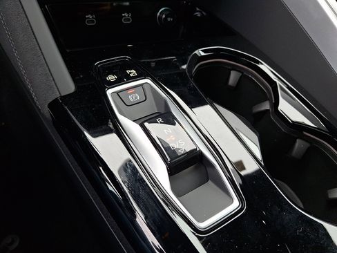 New 2025 Audi SQ5 Premium Plus image 11