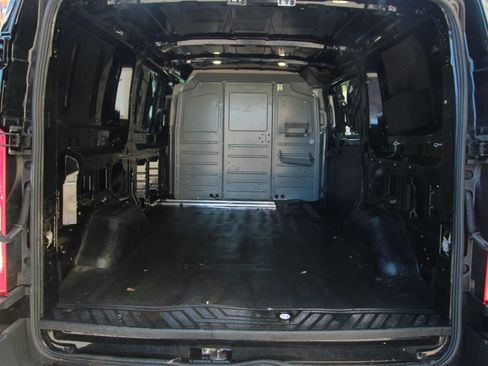 Used 2017 Ford Transit 150 130 Low Roof w/ Exterior Upgrade Package RWD image 11