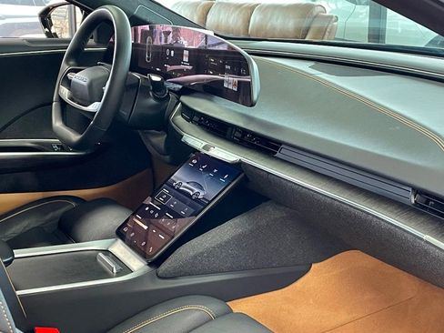 Used 2024 Lucid Air Touring image 24