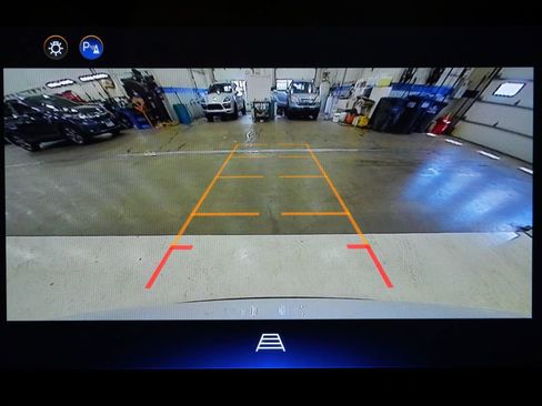 Used 2025 Chevrolet Equinox LT image 18