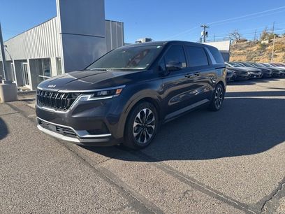 Used 2023 Kia Carnival EX