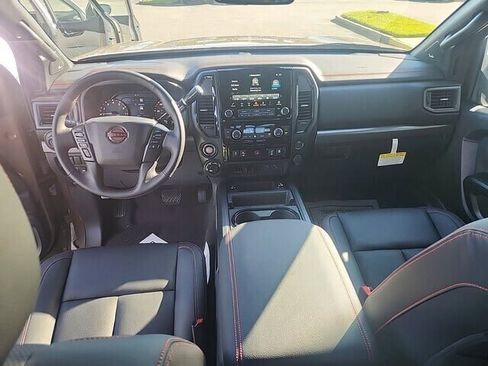 New 2023 Nissan Titan PRO-4X w/ Pro-4x Convenience Package image 5