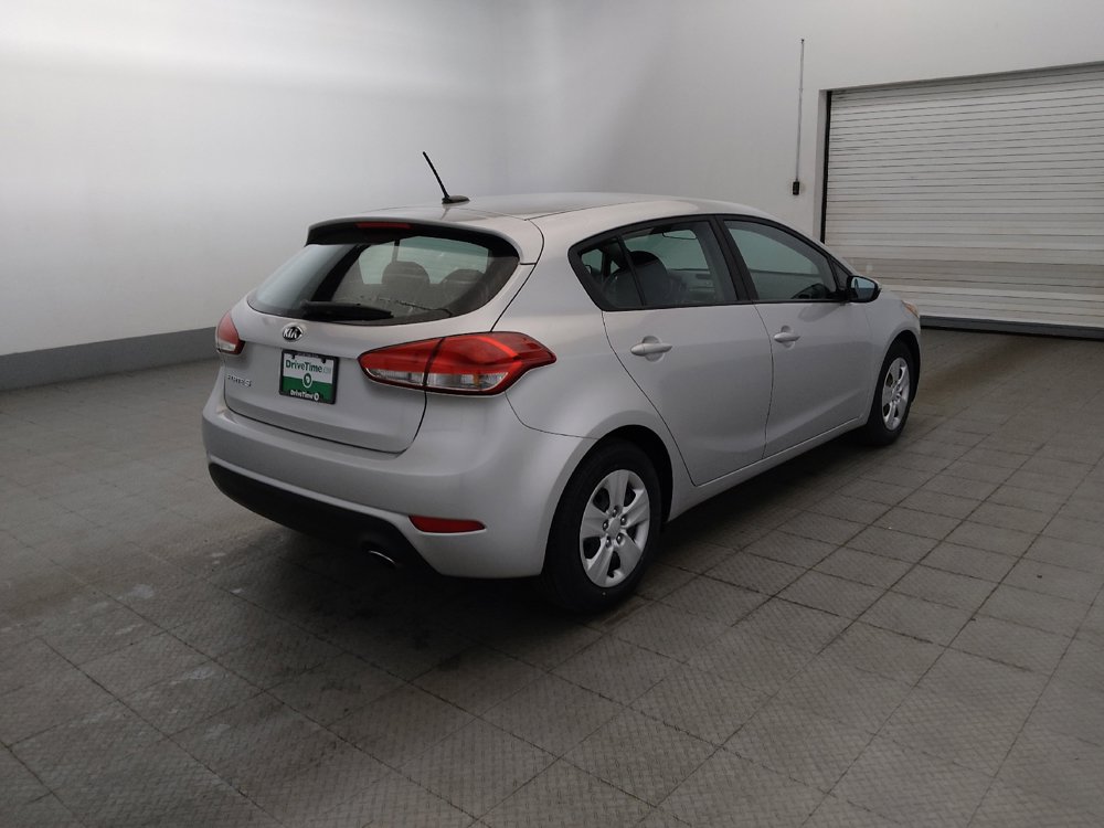 Used 2017 Kia Forte LX FWD image 9