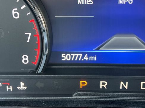 Used 2022 Ford Explorer XLT w/ Equipment Group 202A image 32