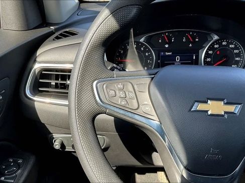 Used 2024 Chevrolet Equinox LT FWD image 11