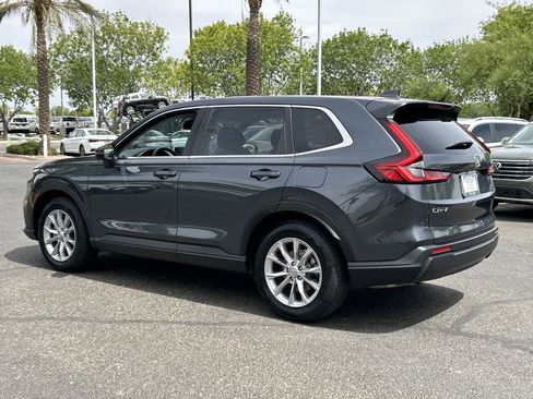 Used 2023 Honda CR-V EX image 3