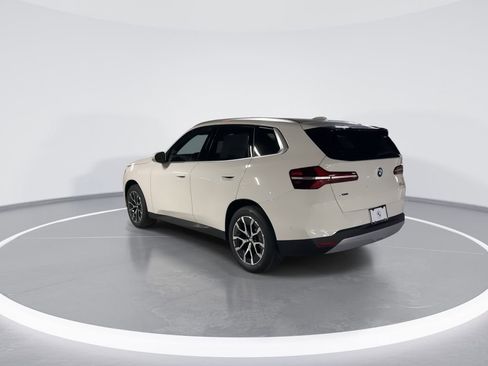 Used 2025 BMW X3 xDrive30i w/ Premium Package image 6