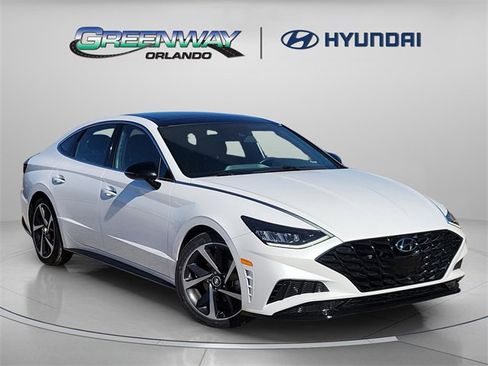 Used 2023 Hyundai Sonata SEL Plus image 1