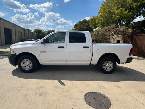 Used 2018 RAM 1500 Tradesman w/ Popular Equipment Group AWD/4WD image 4