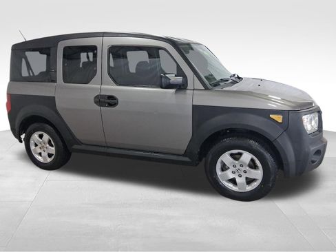 Used 2005 Honda Element EX image 3