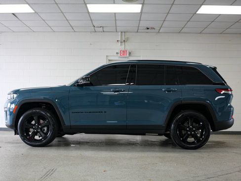 Certified 2026 Jeep Grand Cherokee Limited w/ Limited Altitude Package AWD/4WD image 5