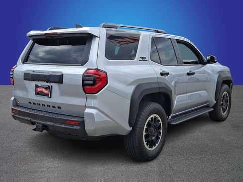 Used 2025 Toyota 4Runner TRD Off-Road AWD/4WD image 4