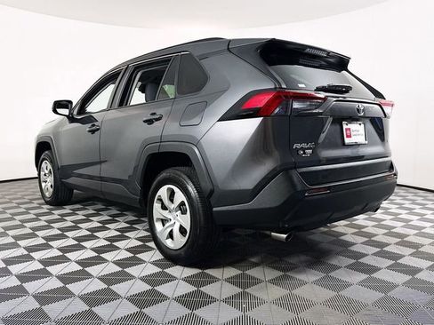 Used 2019 Toyota RAV4 LE image 20