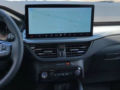 New 2025 Ford Escape SE FWD image 24