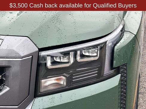 New 2026 Nissan Frontier SV w/ All-Weather Content Package AWD/4WD image 10