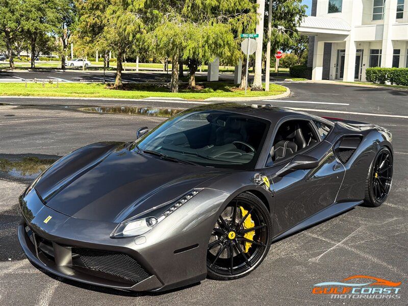Used 2017 Ferrari 488 GTB RWD image 8