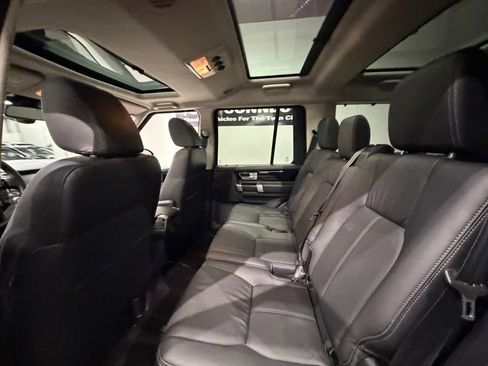 Used 2016 Land Rover LR4 HSE LUX AWD/4WD image 31