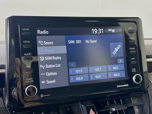 Used 2022 Toyota Corolla LE FWD image 27